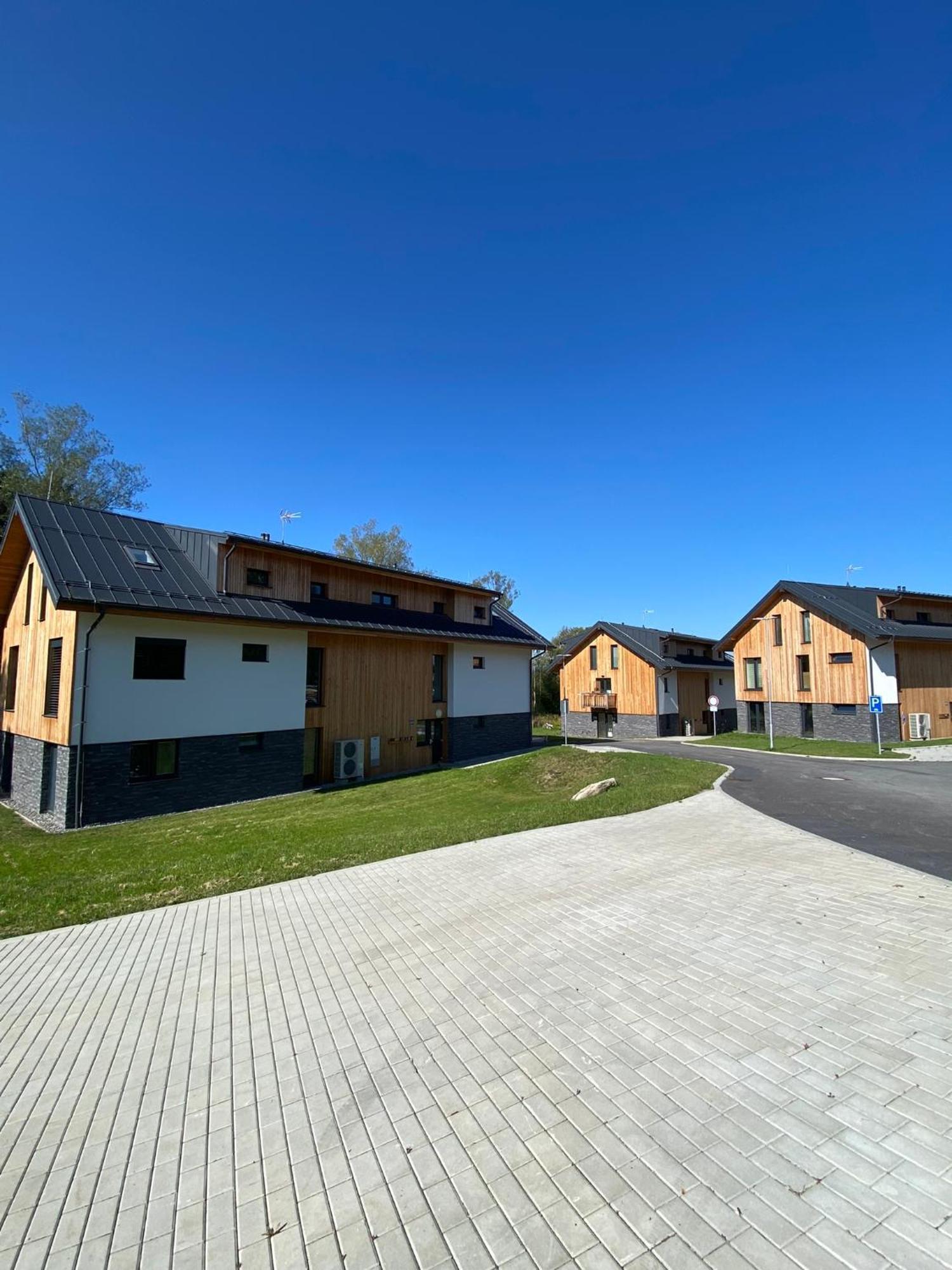 Apartman Na Brehu Lipna Черна-в-Пошумави Экстерьер фото